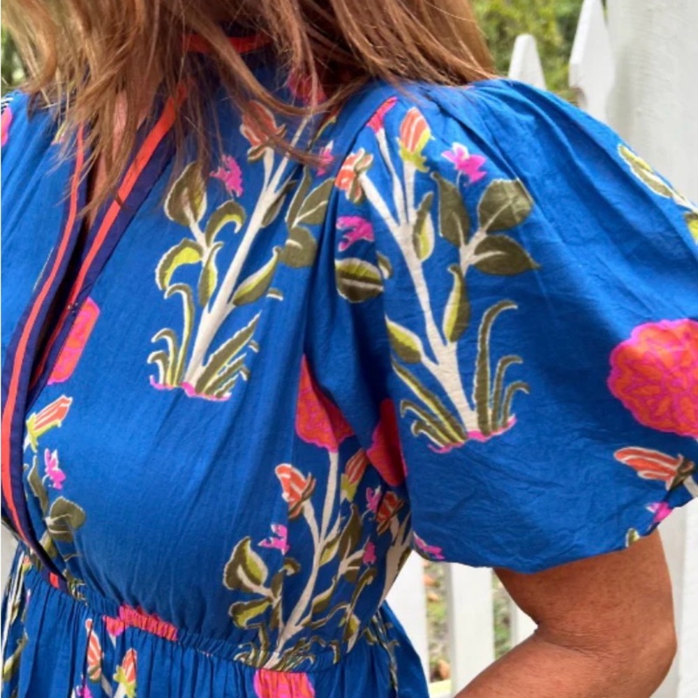 THML Floral dahlia puff sleeve Midi Dress blue green - Picture 3 of 11